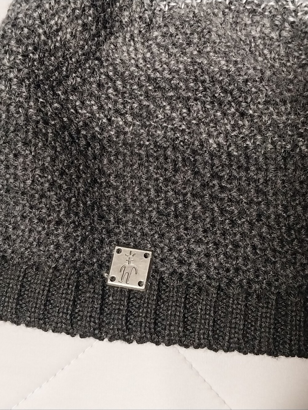 Smartwool Gradient Charcoal Knit Boys Merino Wool Beanie OS - Picture 2 of 3